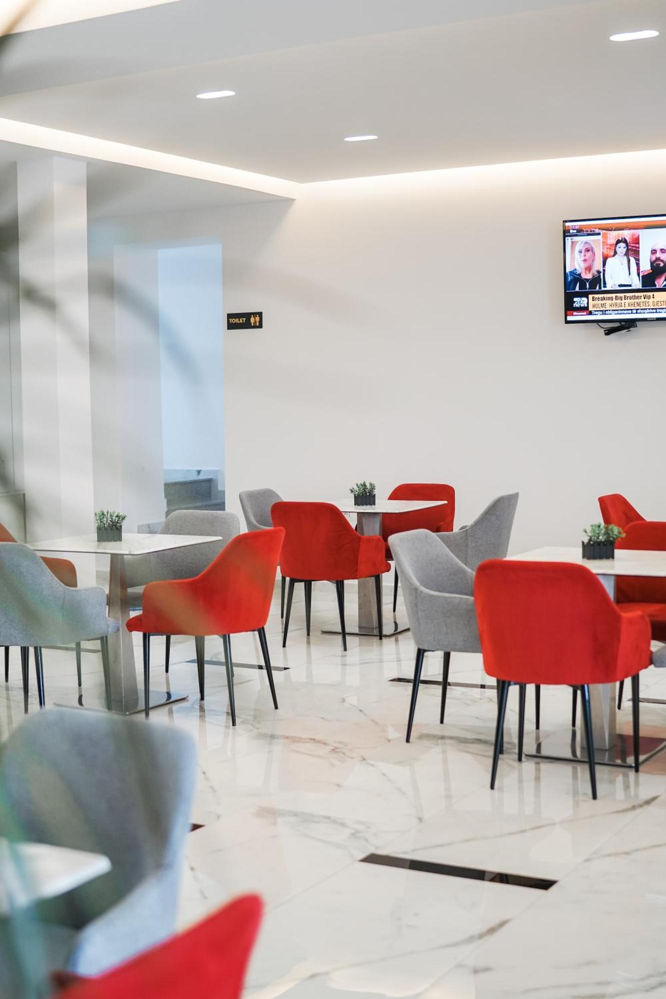 Relax Mea Hotel Sarandë Eksteriør billede